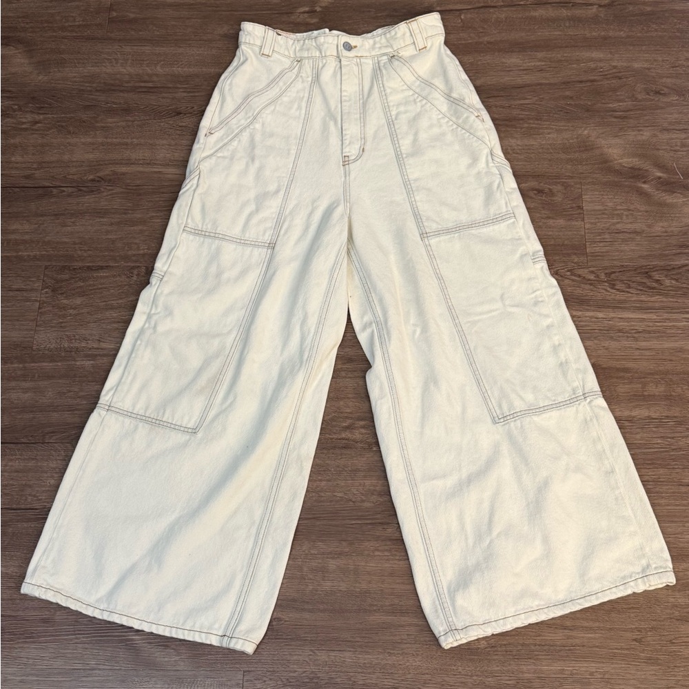 MM6 Maison High rise Margiela Wide Leg Jeans in Off-White